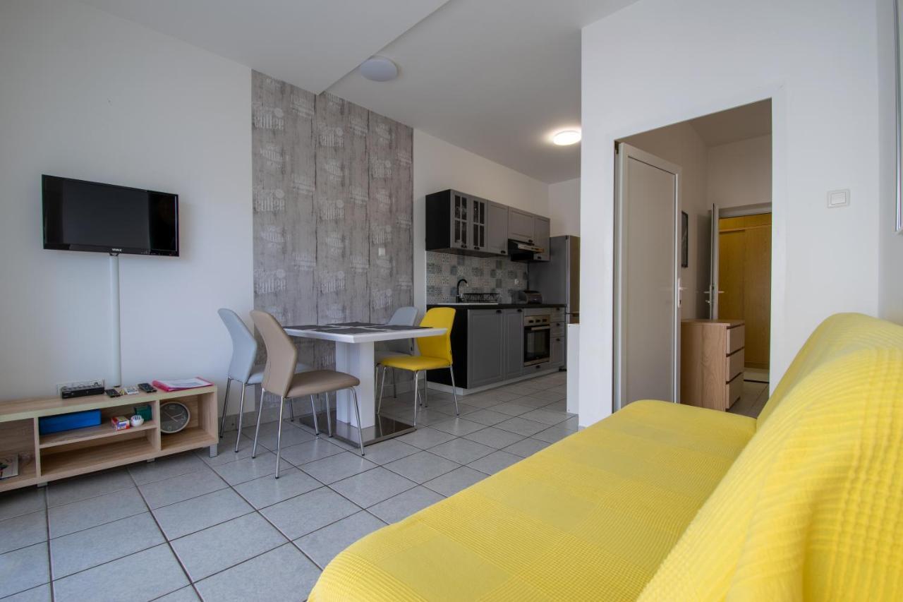 Apartments Lantina ベティナ エクステリア 写真